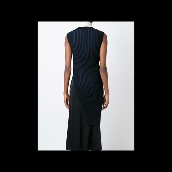 OC NWOT Asymmetrical Open Side Slit Sweater Tunic - Picture 4 of 6